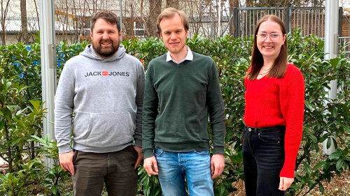 Team der Stabsstelle „Künstliche Intelligenz und Wissensmanagement“ – von links Johannes Brunner, Dr. Philipp Lang und Regina Oßner